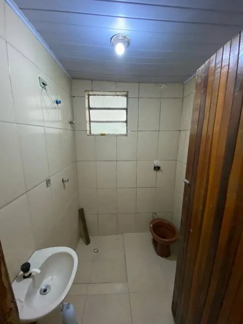 Imagem Casa com 2 Quartos para Alugar, 100 m²em Vila Makenzi - Jandira