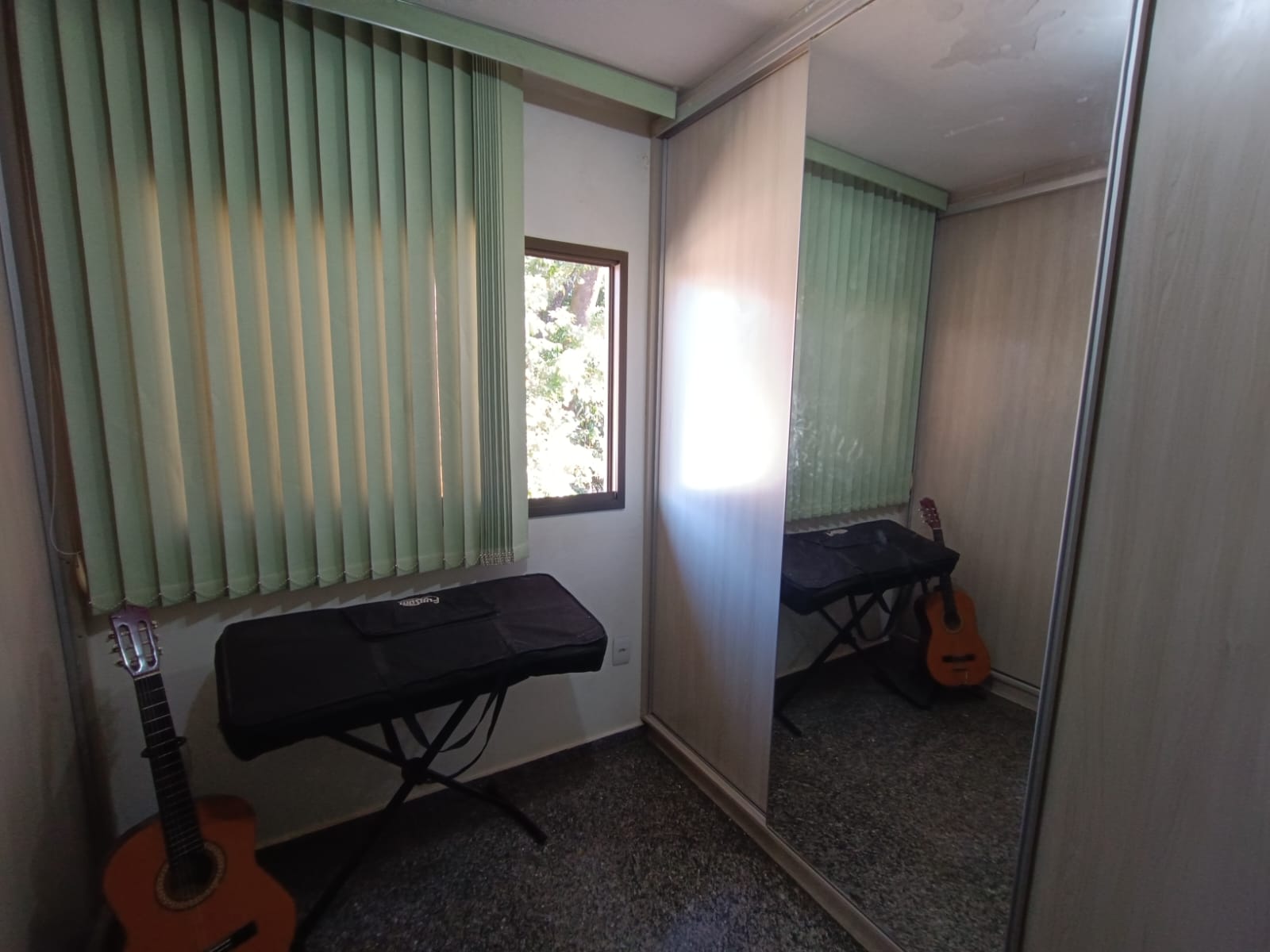 Imagem Casa de Condomínio com 3 Quartos à Venda, 383 m²em Sítios Santa Luzia - Aparecida de Goiânia