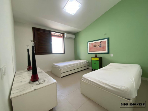 Imagem Casa com 9 Quartos à Venda, 500 m² em Praia do Presídio - Aquiraz