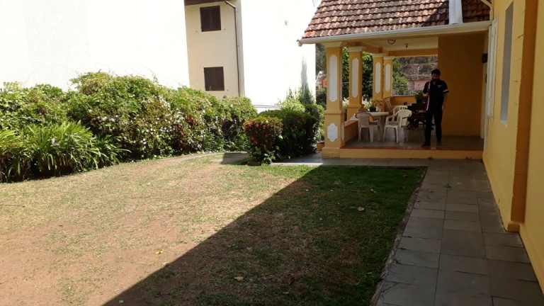 Imagem Imóvel Comercial à Venda ou Locação, 245 m² em Capivari - Campos do Jordão