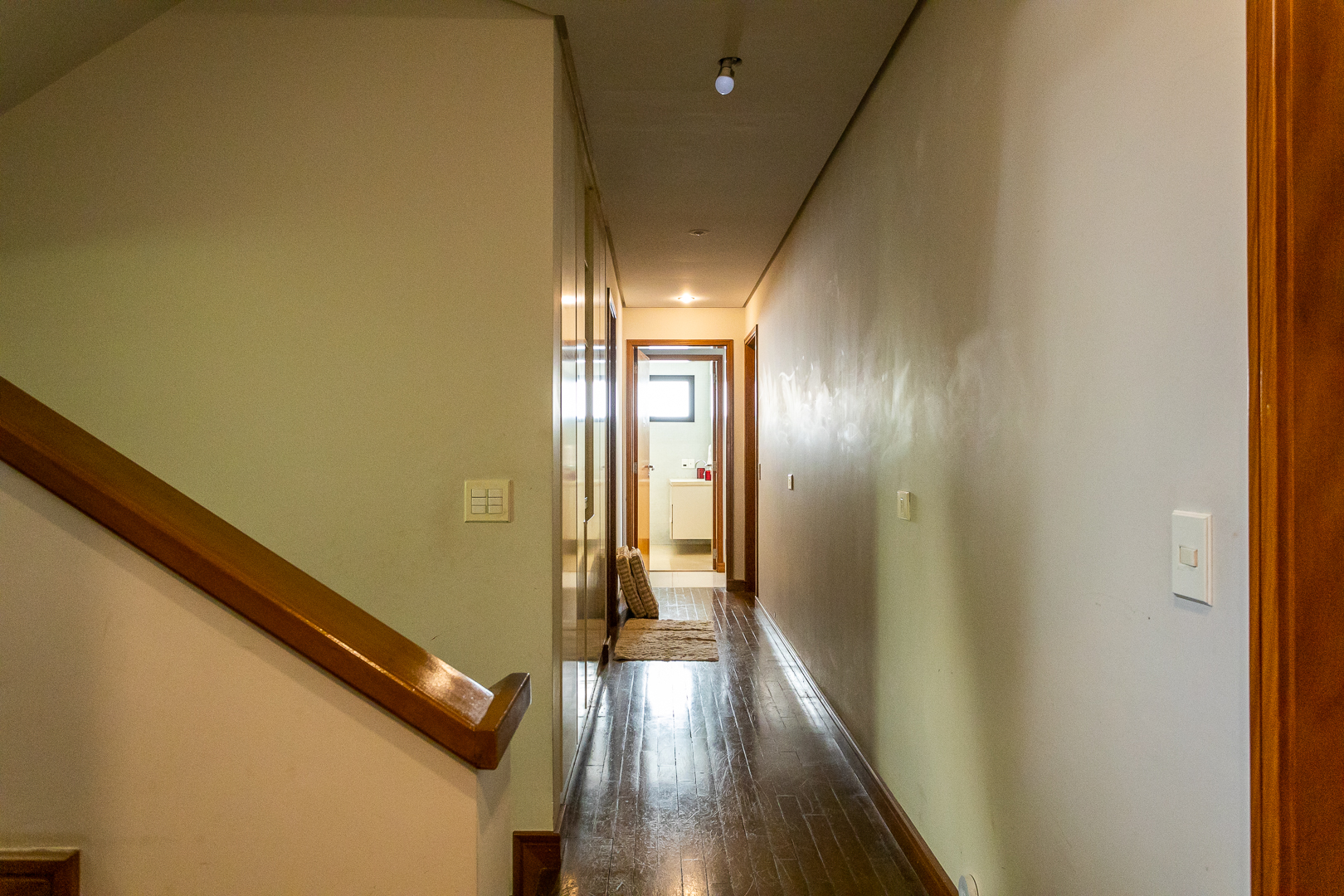 Imagem Casa de Condomínio com 5 Quartos à Venda ou Locação, 530 m² em Alphaville - Santana de Parnaíba