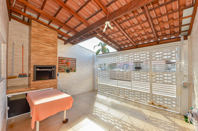 Imagem Casa com 2 Quartos à Venda, 68 m² em Ganchinho - Curitiba Imagem Casa com 2 Quartos à Venda, 68 m² em Ganchinho - Curitiba