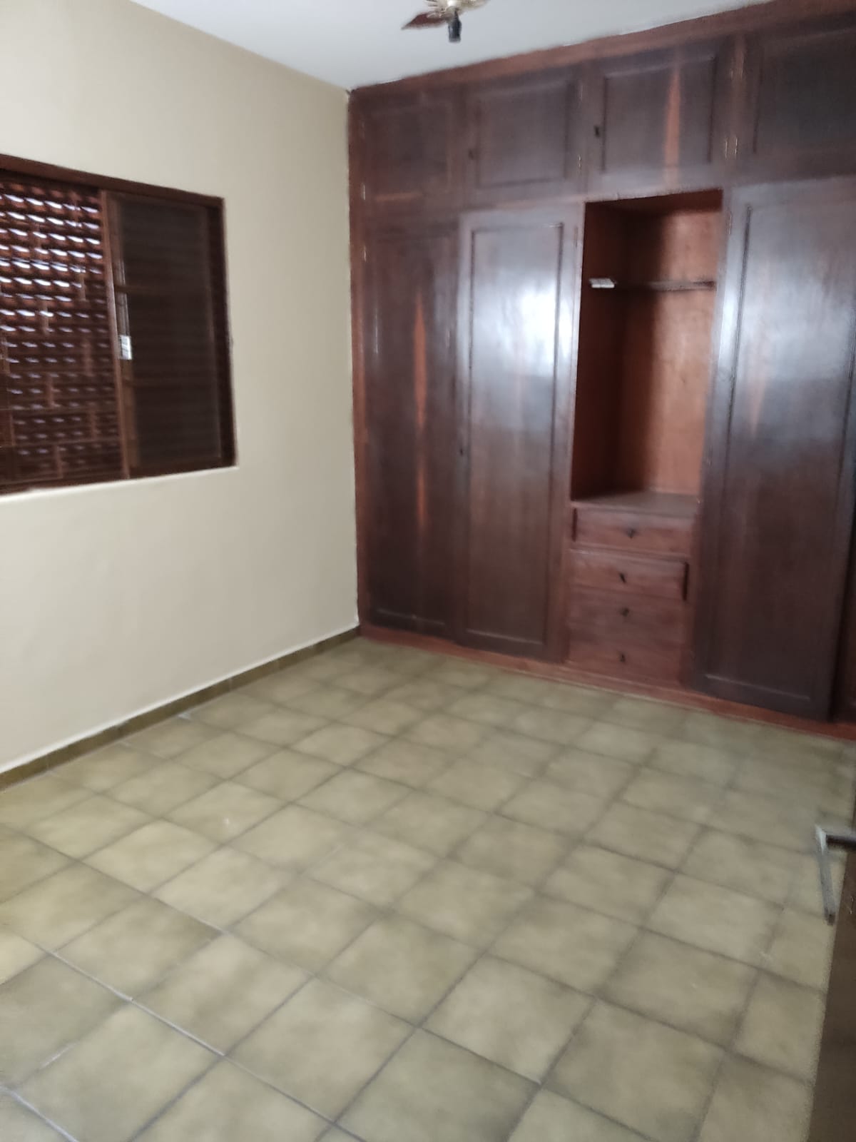 Imagem Casa com 3 Quartos à Venda ou Temporada, 103 m²em Vila Planalto - Campo Grande