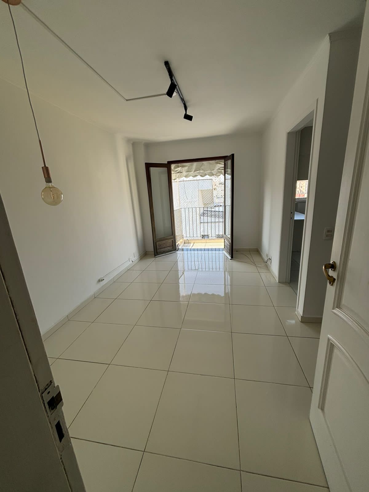 Imagem Apartamento com 1 Quarto para Alugar, 100 m²em Planalto Paulista - São Paulo Imagem Apartamento com 1 Quarto para Alugar, 100 m²em Planalto Paulista - São Paulo