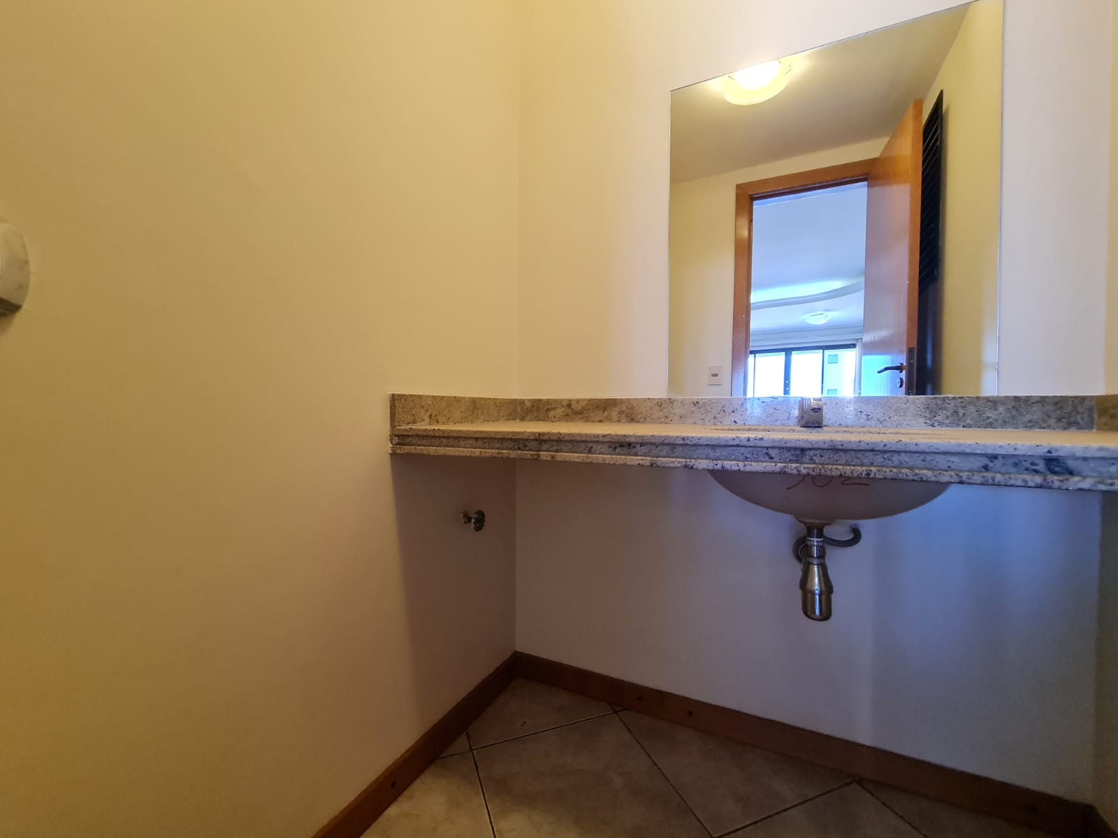 Imagem Apartamento com 3 Quartos à Venda, 153 m²em Centro - Marília