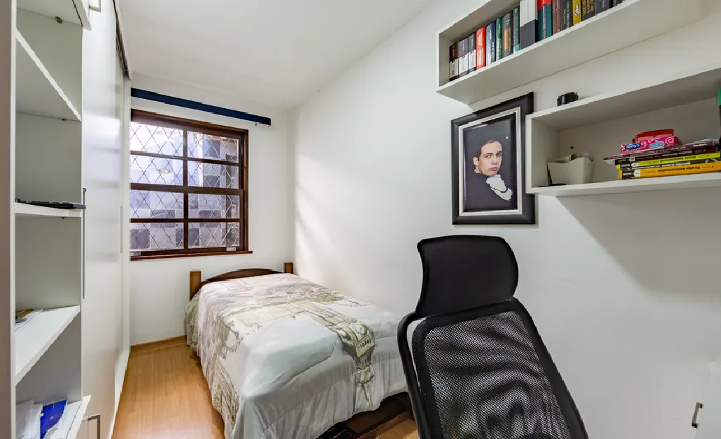 Imagem Casa com 2 Quartos à Venda, 218 m²em Granja Guarani - Teresópolis