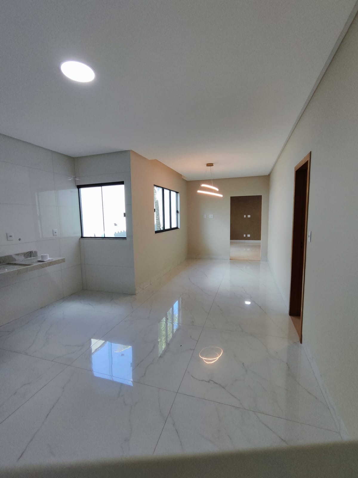 Imagem Casa com 3 Quartos à Venda, 245 m²em Vila Concórdia - Goiânia Imagem Casa com 3 Quartos à Venda, 245 m²em Vila Concórdia - Goiânia