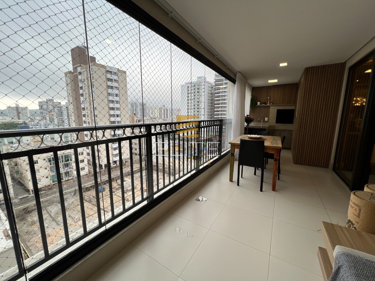 Imagem Apartamento com 3 Quartos à Venda, 140 m²em Campinas - São José Imagem Apartamento com 3 Quartos à Venda, 140 m²em Campinas - São José