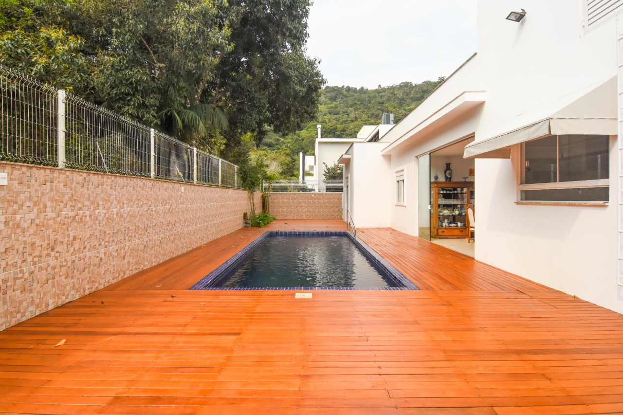 Imagem Casa com 4 Quartos à Venda, 345 m²em Ponta das Canas - Florianópolis