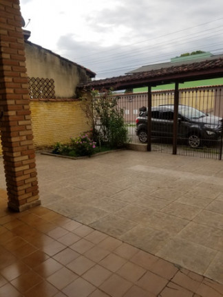 Casa com 3 Quartos à Venda, 240 m² em Jardim Brasil - Caraguatatuba