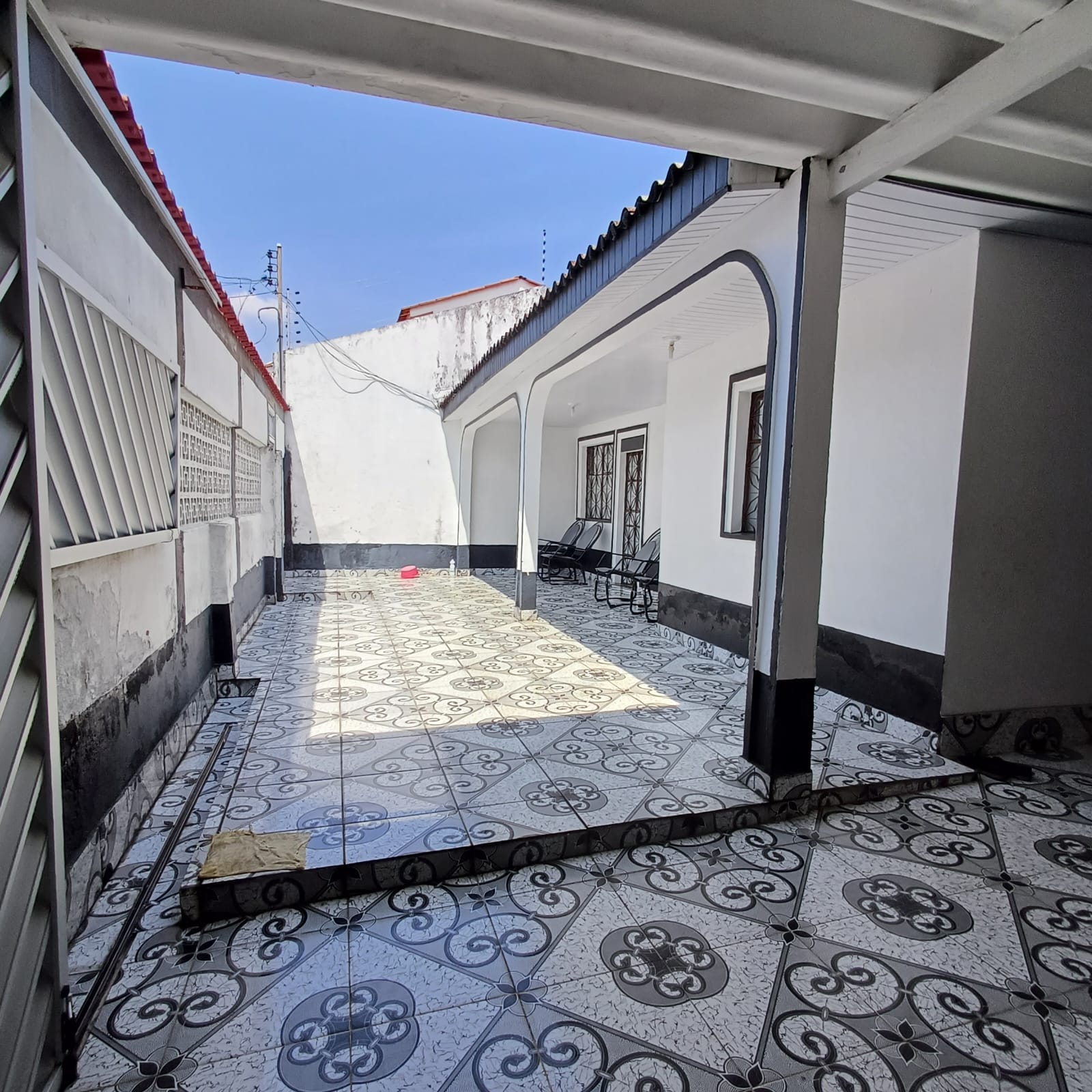 Imagem Casa com 4 Quartos à Venda, 263 m²em Dom Pedro I - Manaus Imagem Casa com 4 Quartos à Venda, 263 m²em Dom Pedro I - Manaus
