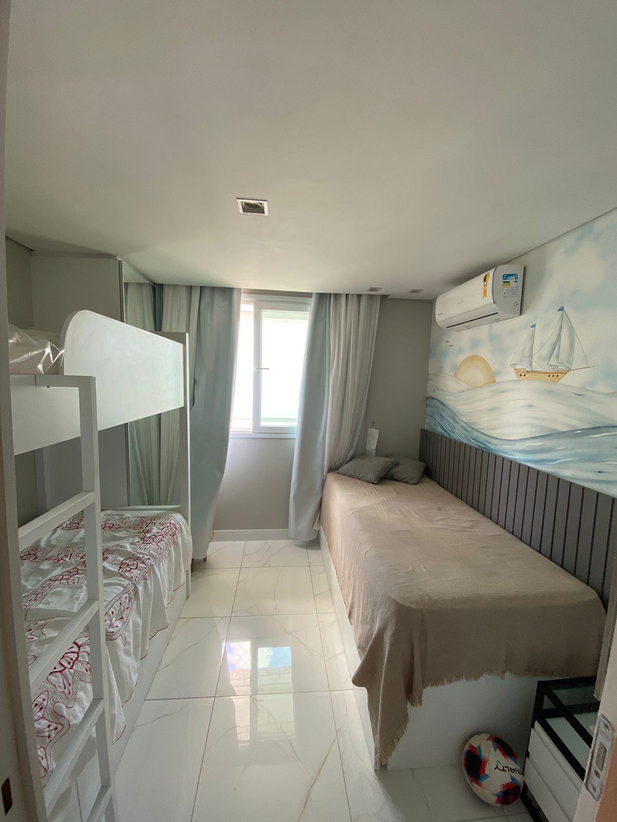 Imagem Casa de Condomínio com 5 Quartos à Venda, 252 m² em Cidade Alpha - Eusébio Imagem Casa de Condomínio com 5 Quartos à Venda, 252 m² em Cidade Alpha - Eusébio