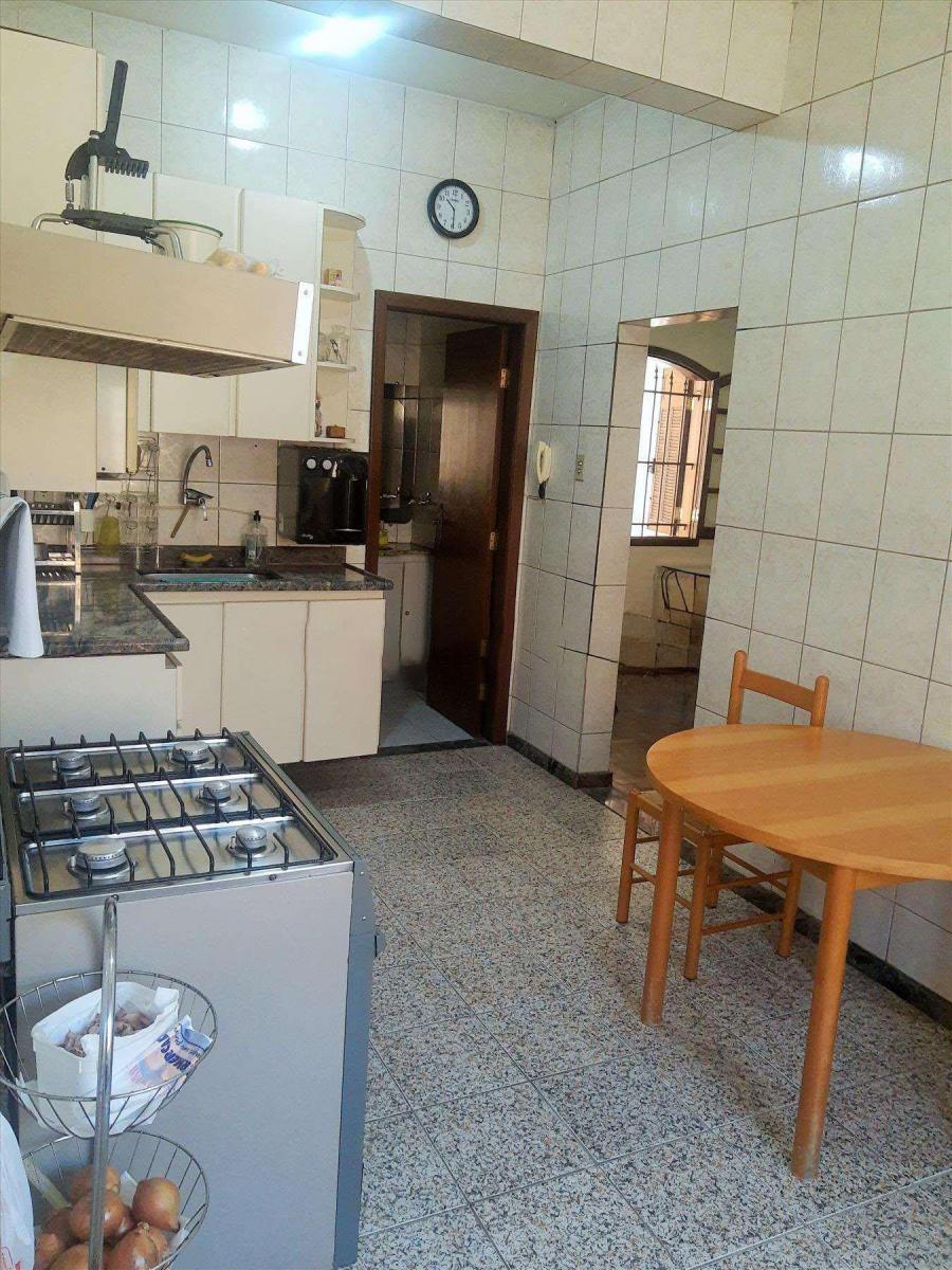 Imagem Casa com 3 Quartos à Venda, 360 m² em João Pinheiro - Belo Horizonte Imagem Casa com 3 Quartos à Venda, 360 m² em João Pinheiro - Belo Horizonte