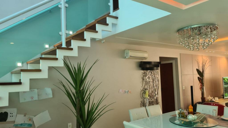 Imagem Casa com 3 Quartos à Venda, 295 m² em Camboinhas - Niterói Imagem Casa com 3 Quartos à Venda, 295 m² em Camboinhas - Niterói