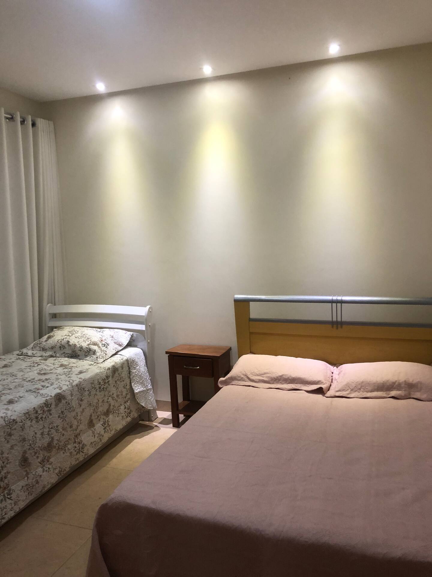 Imagem Casa de Condomínio com 3 Quartos à Venda, 247 m²em Fazenda Santa Branca - Terezópolis de Goiás Imagem Casa de Condomínio com 3 Quartos à Venda, 247 m²em Fazenda Santa Branca - Terezópolis de Goiás
