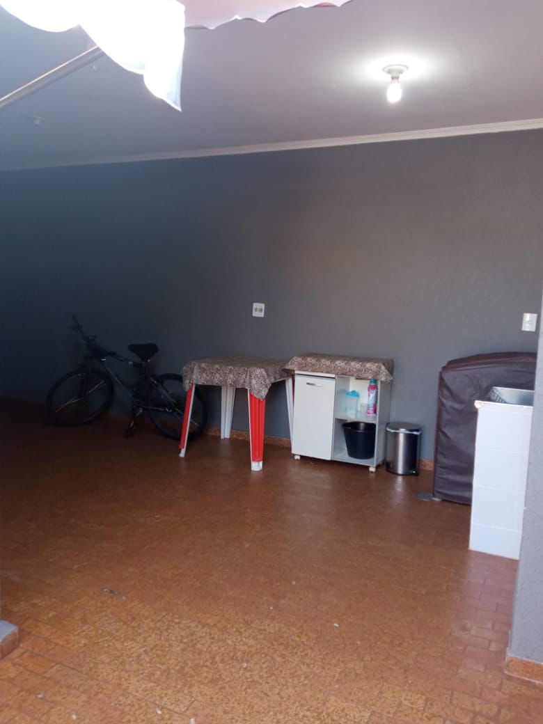 Imagem Casa com 3 Quartos à Venda, 180 m²em Jardim Castelo Branco - Ribeirão Preto Imagem Casa com 3 Quartos à Venda, 180 m²em Jardim Castelo Branco - Ribeirão Preto