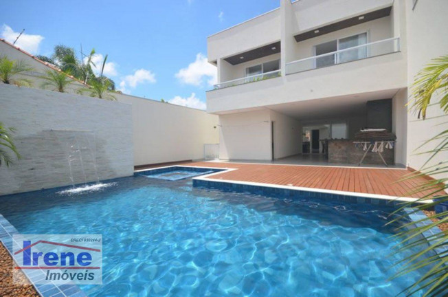 Casa com 5 Quartos à Venda, 375 m² em jardim itanhaém - Itanhaém