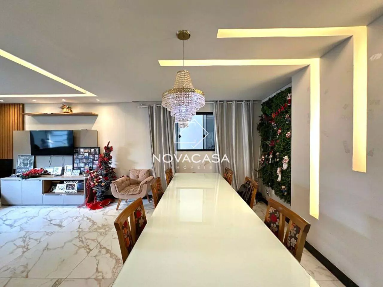 Imagem Casa com 5 Quartos à Venda, 250 m² em Rio Branco - Belo Horizonte Imagem Casa com 5 Quartos à Venda, 250 m² em Rio Branco - Belo Horizonte