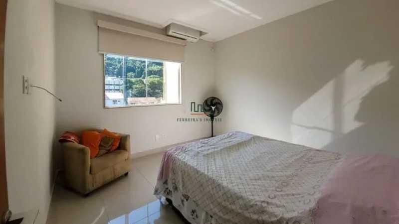 Imagem Casa de Vila com 3 Quartos à Venda, 124 m²em Santa Rosa - Niterói