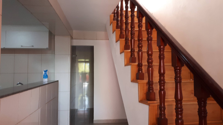 Imagem Sobrado com 4 Quartos à Venda, 282 m² em Centro - Diadema Imagem Sobrado com 4 Quartos à Venda, 282 m² em Centro - Diadema