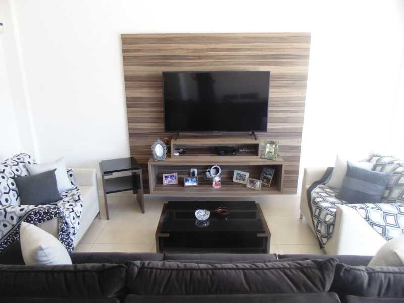 Imagem Cobertura com 4 Quartos à Venda, 299 m²em Piratininga - Niterói