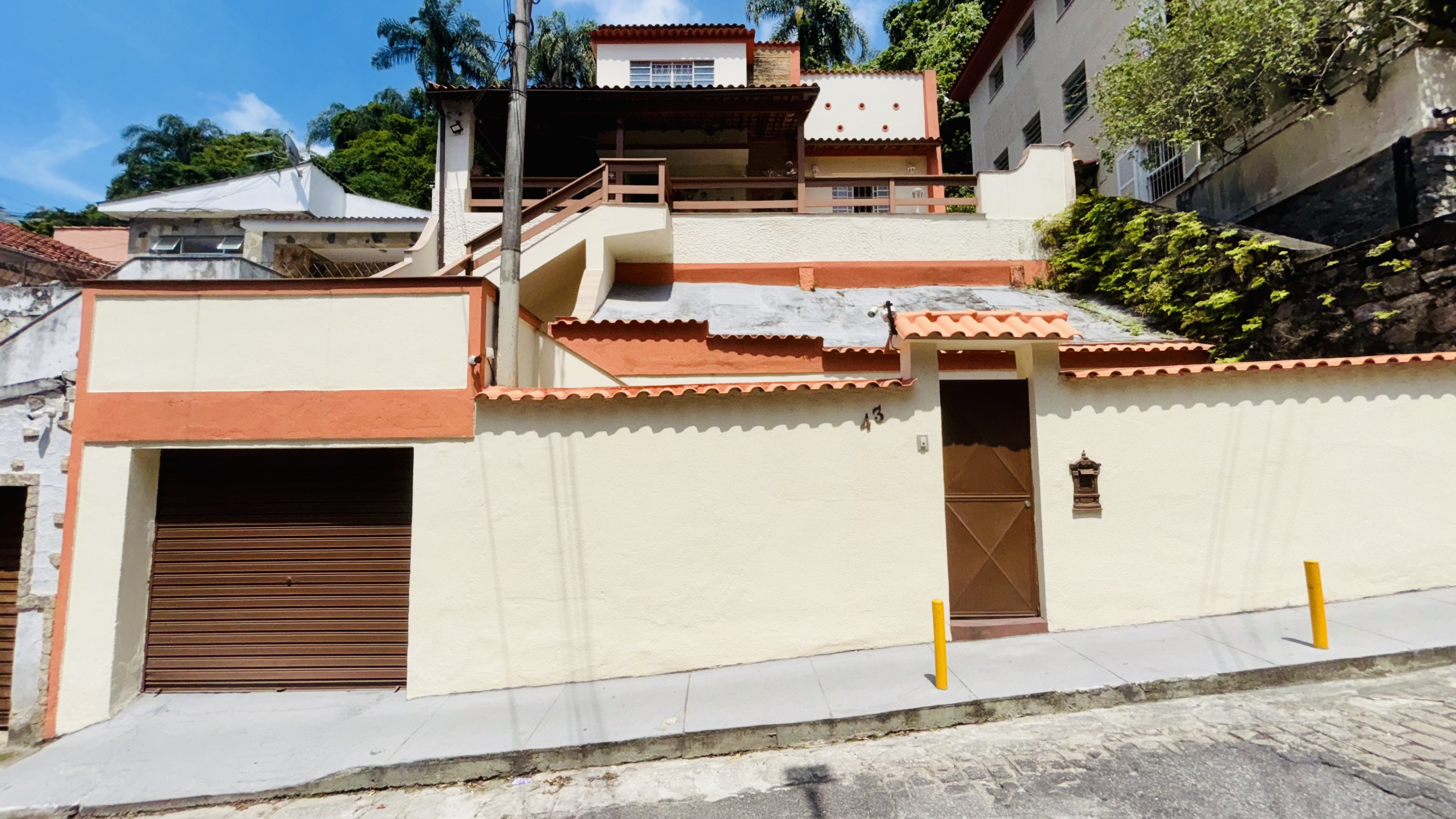 Casa com 2 Quartos à Venda, 262 m² em Santa Rosa - Niterói