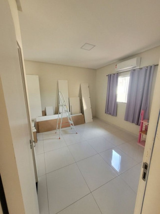 Imagem Casa de Condomínio com 4 Quartos à Venda, 195 m² em Curió-Utinga - Belém Imagem Casa de Condomínio com 4 Quartos à Venda, 195 m² em Curió-Utinga - Belém
