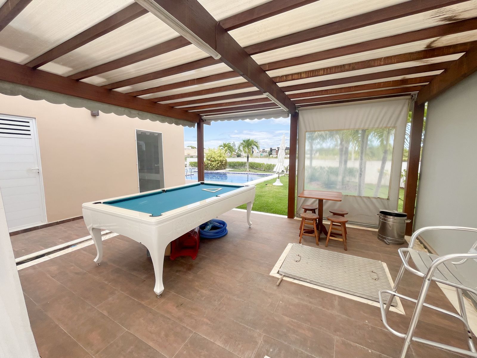 Imagem Casa de Condomínio com 4 Quartos à Venda, 415 m² em Vale do Landirana (Abrantes) - Camaçari Imagem Casa de Condomínio com 4 Quartos à Venda, 415 m² em Vale do Landirana (Abrantes) - Camaçari