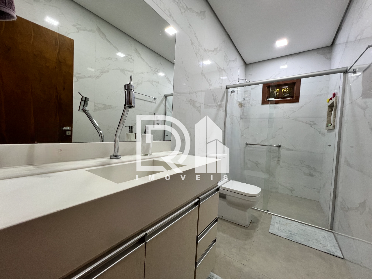 Imagem Casa com 3 Quartos à Venda, 400 m² em Alexânia - Alexânia