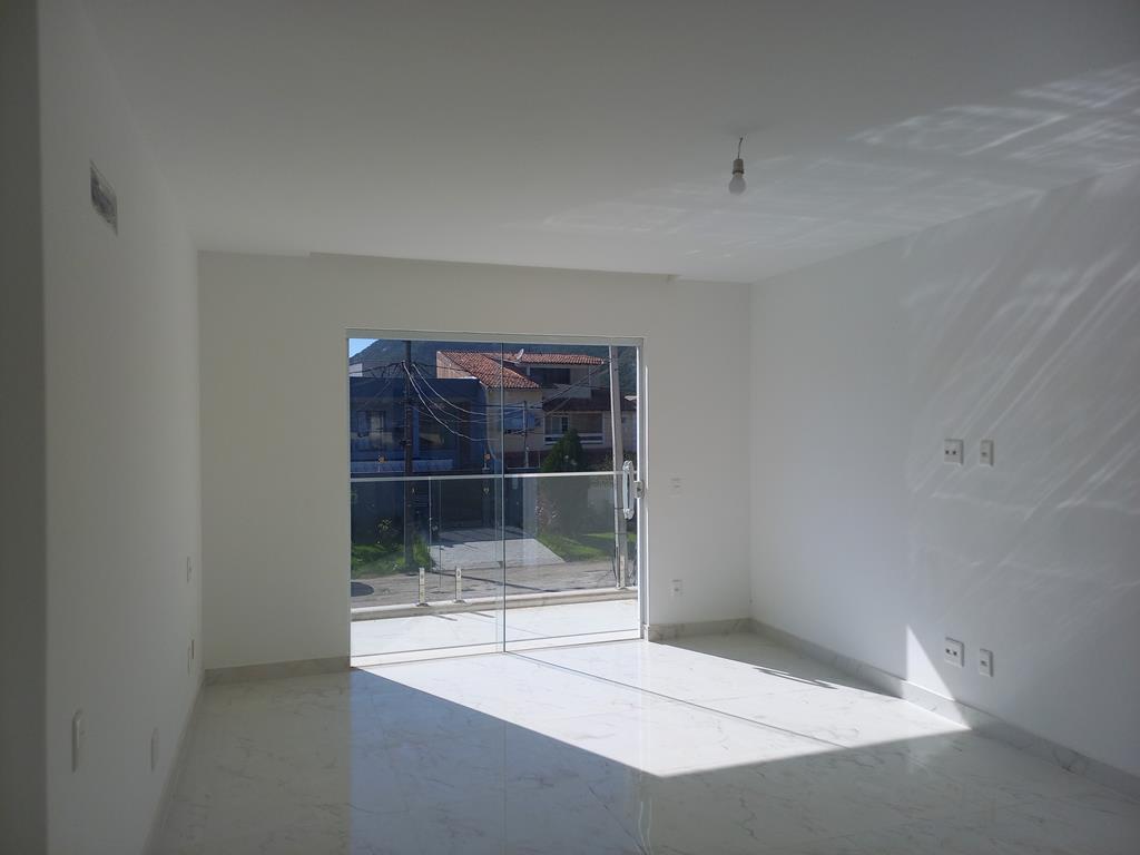 Imagem Casa com 4 Quartos à Venda, 214 m²em Itaipu - Niterói