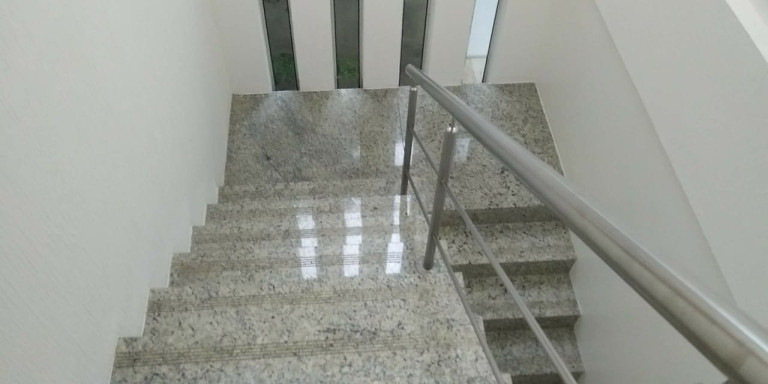 Imagem Sobrado com 4 Quartos à Venda,  em De Lourdes - Fortaleza