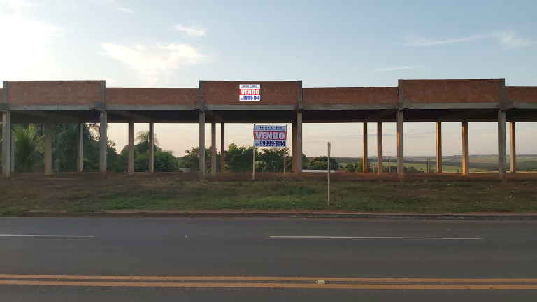 Imagem Imóvel Comercial à Venda, 720 m² em Vila Entroncamento - Campo Grande Imagem Imóvel Comercial à Venda, 720 m² em Vila Entroncamento - Campo Grande