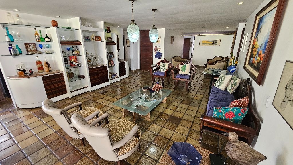 Imagem Apartamento com 4 Quartos à Venda, 292 m²em Meireles - Fortaleza Imagem Apartamento com 4 Quartos à Venda, 292 m²em Meireles - Fortaleza