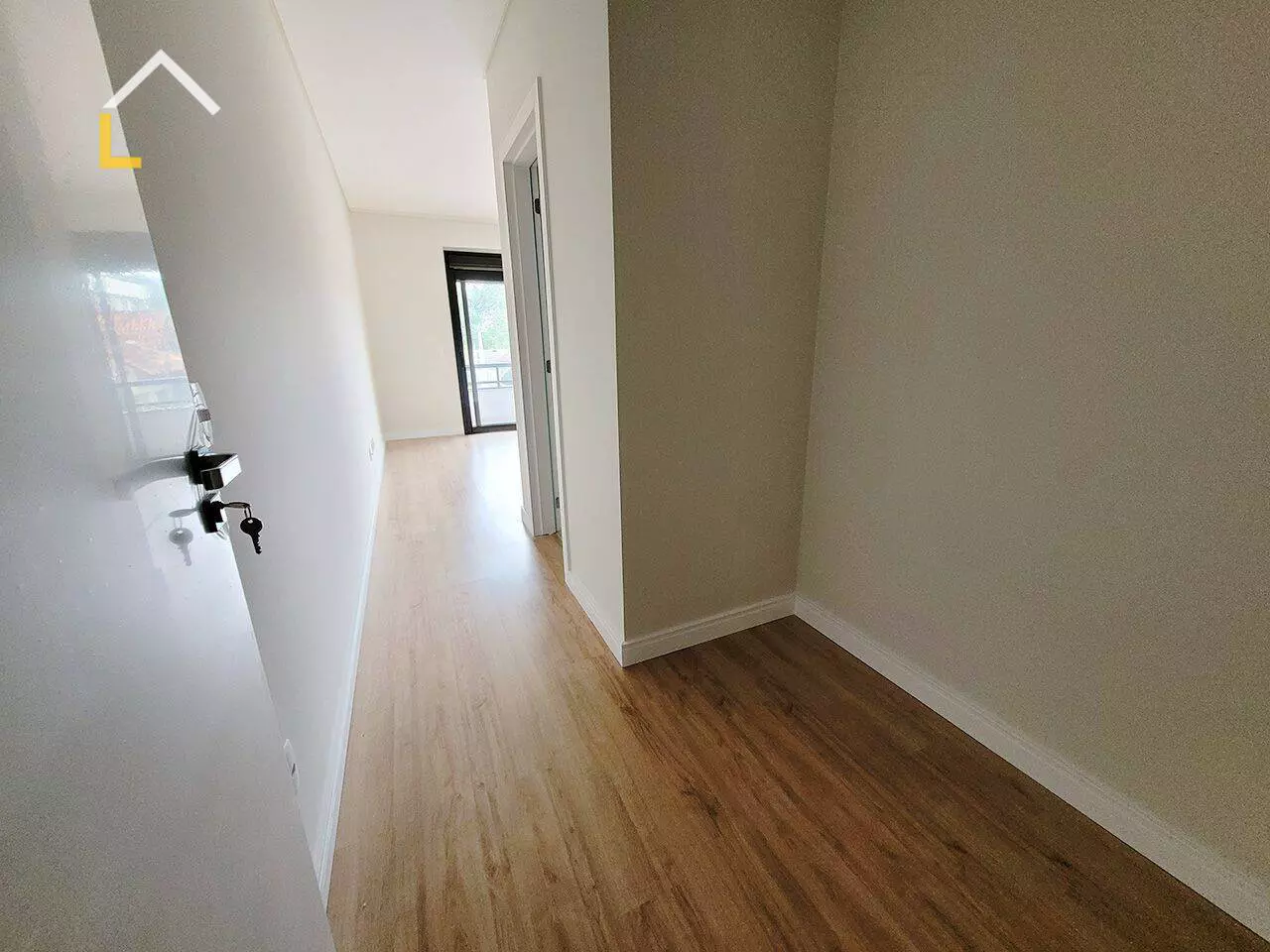 Imagem Sobrado com 3 Quartos à Venda, 157 m² em Anita Garibaldi - Joinville Imagem Sobrado com 3 Quartos à Venda, 157 m² em Anita Garibaldi - Joinville