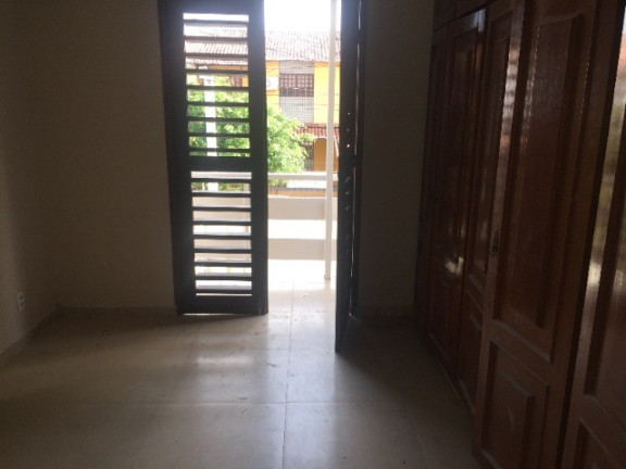 Imagem Casa com 4 Quartos para Alugar, 250 m²em Lagoa Nova - Natal
