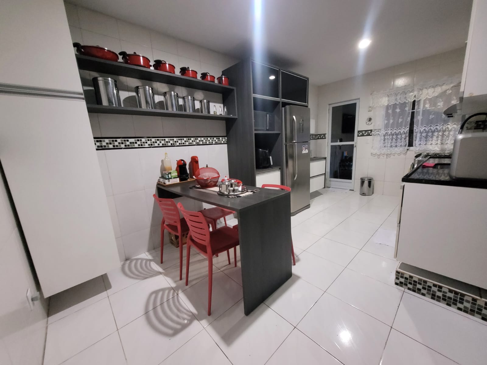 Imagem Casa de Condomínio com 3 Quartos à Venda, 220 m²em Vargem Pequena - Rio de Janeiro