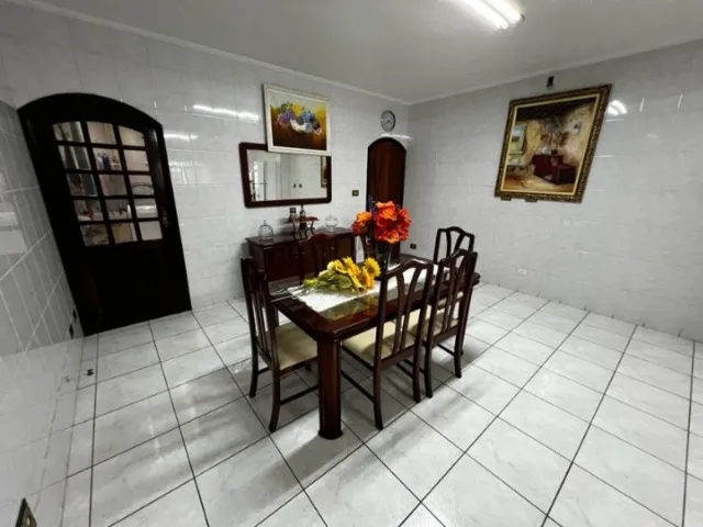 Imagem Sobrado com 2 Quartos à Venda, 250 m²em Jardim Santo Antônio - Santo André