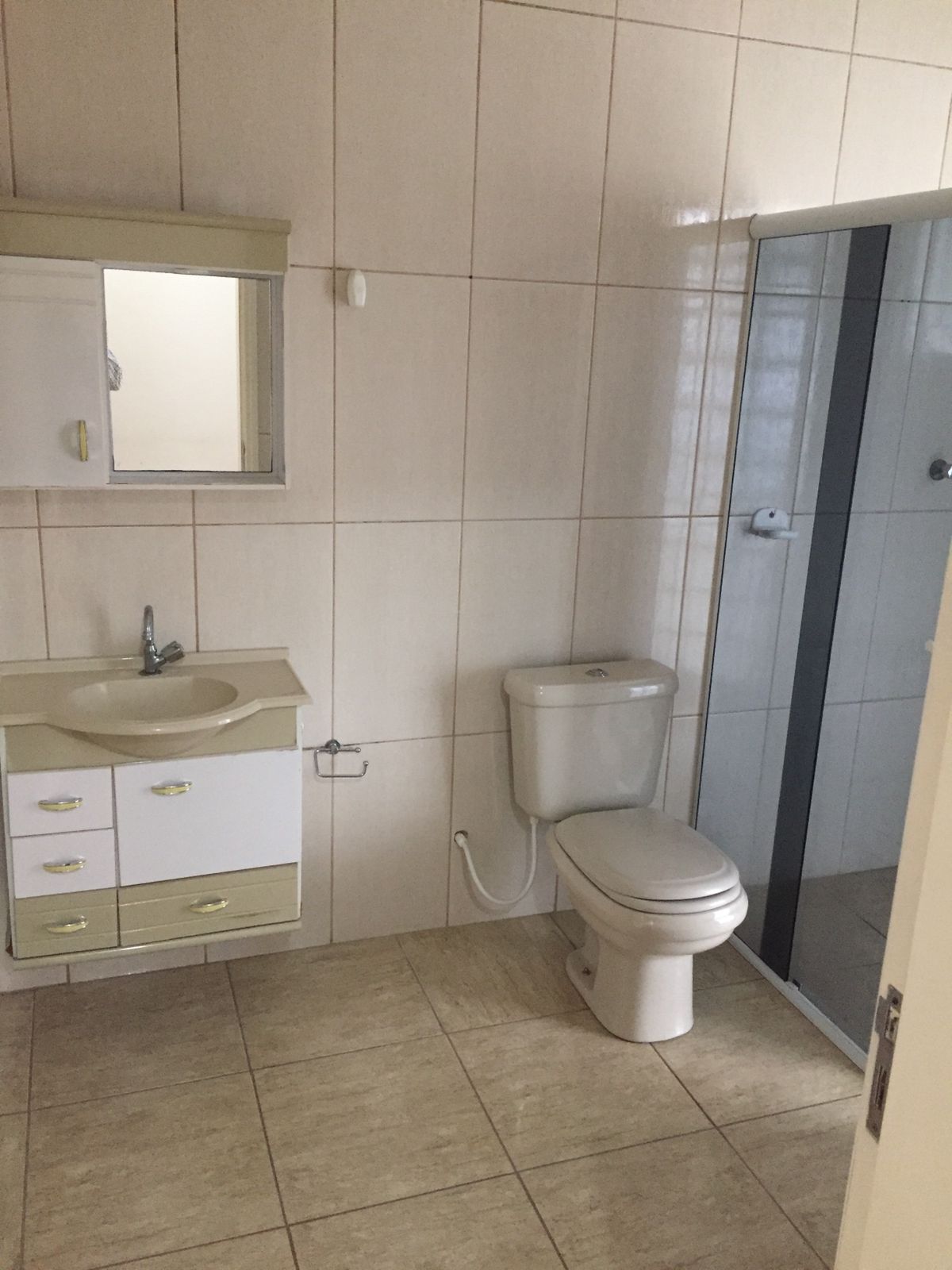 Imagem Casa com 3 Quartos à Venda, 223 m²em Parque São Vicente - Mauá Imagem Casa com 3 Quartos à Venda, 223 m²em Parque São Vicente - Mauá