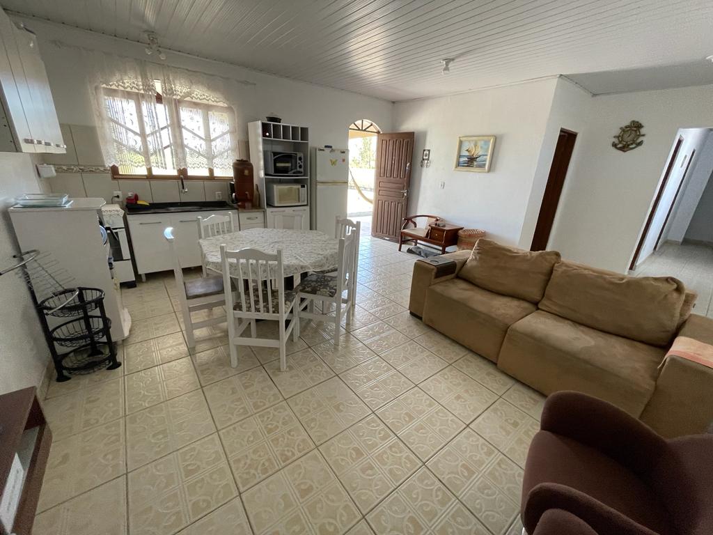 Imagem Casa com 3 Quartos à Venda, 150 m²em Praia do Sol - Laguna