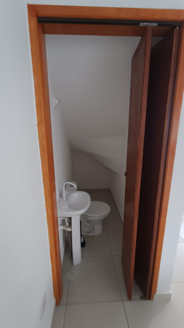 Imagem Sobrado com 2 Quartos à Venda, 77 m² em Jardim São Pedro - Mogi das Cruzes