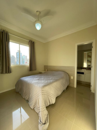 Imagem Apartamento com 3 Quartos à Venda, 130 m² em Meia Praia - Itapema Imagem Apartamento com 3 Quartos à Venda, 130 m² em Meia Praia - Itapema