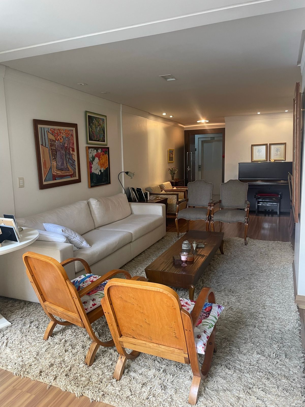 Imagem Apartamento com 3 Quartos à Venda, 167 m²em Setor Bueno - Goiânia Imagem Apartamento com 3 Quartos à Venda, 167 m²em Setor Bueno - Goiânia