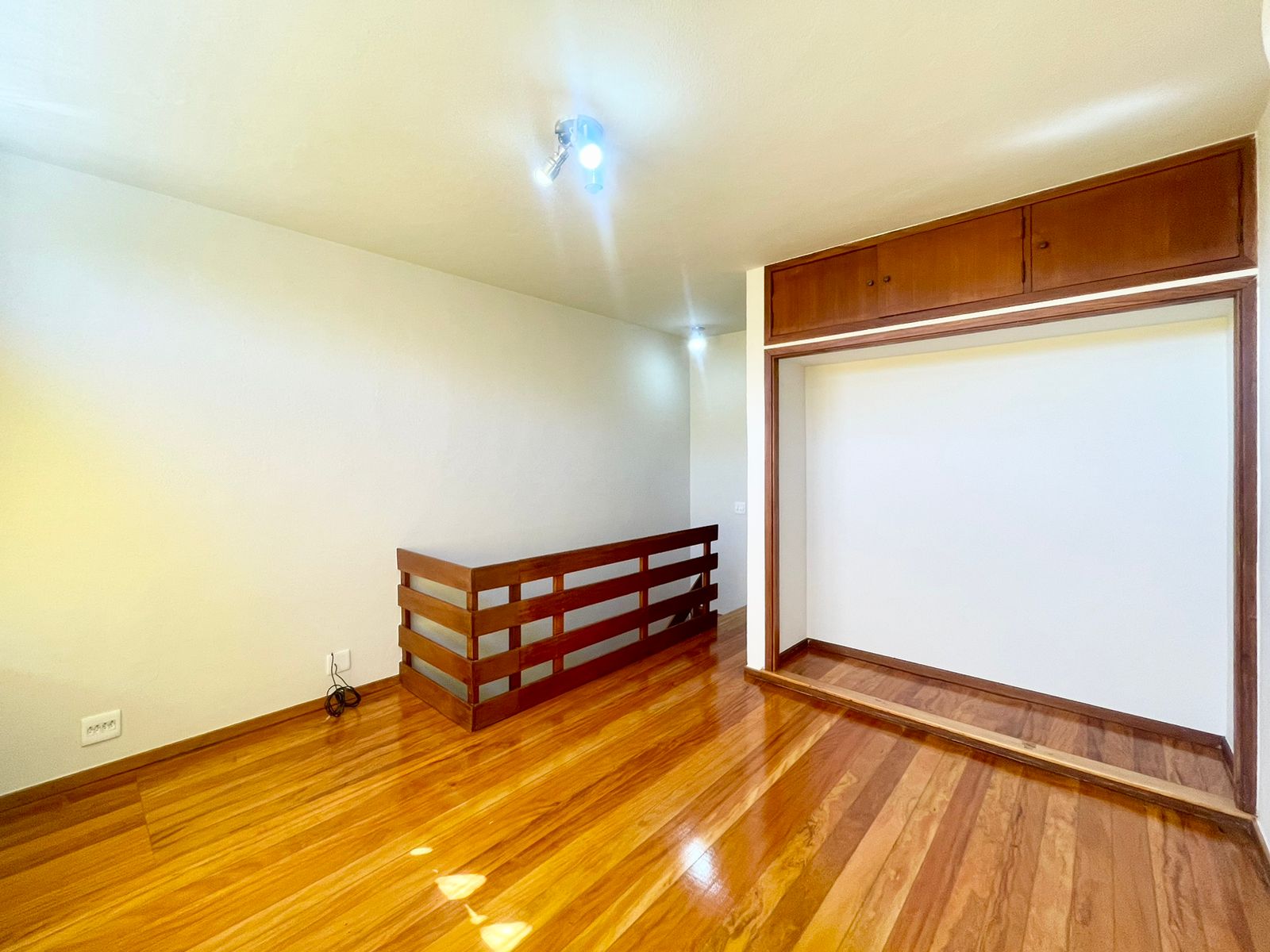Imagem Casa de Condomínio com 3 Quartos à Venda, 114 m²em Alto - Teresópolis