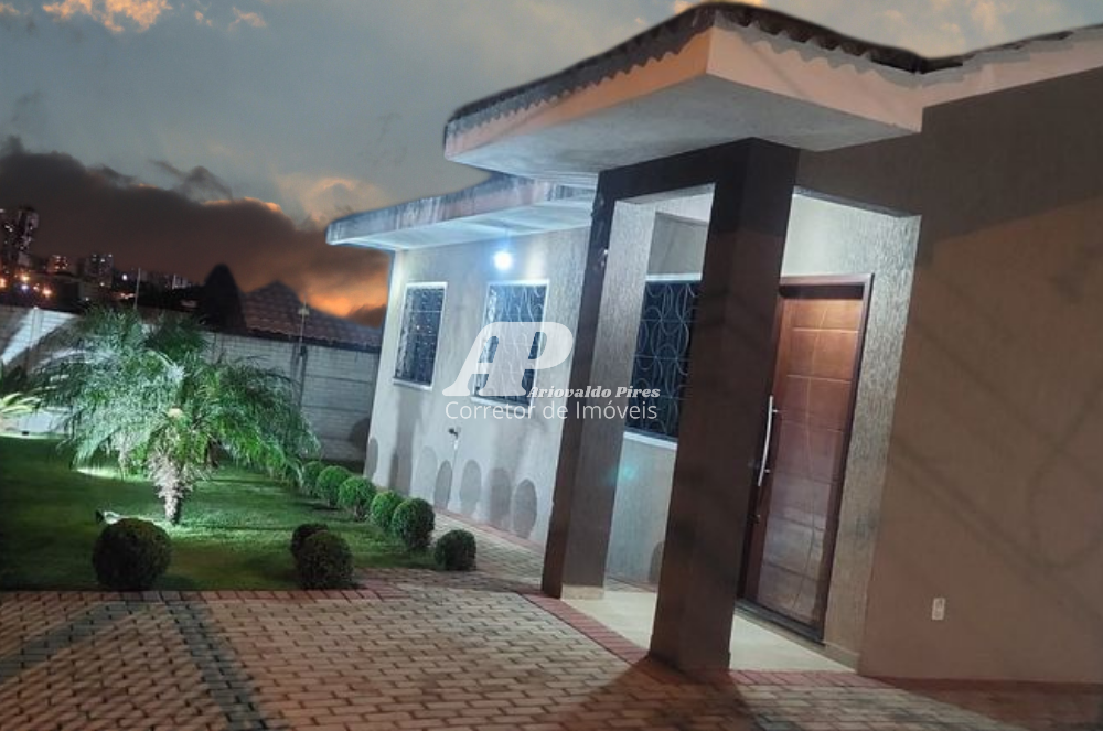 Casa com 3 Quartos à Venda, 259 m²em Orfãs - Ponta Grossa