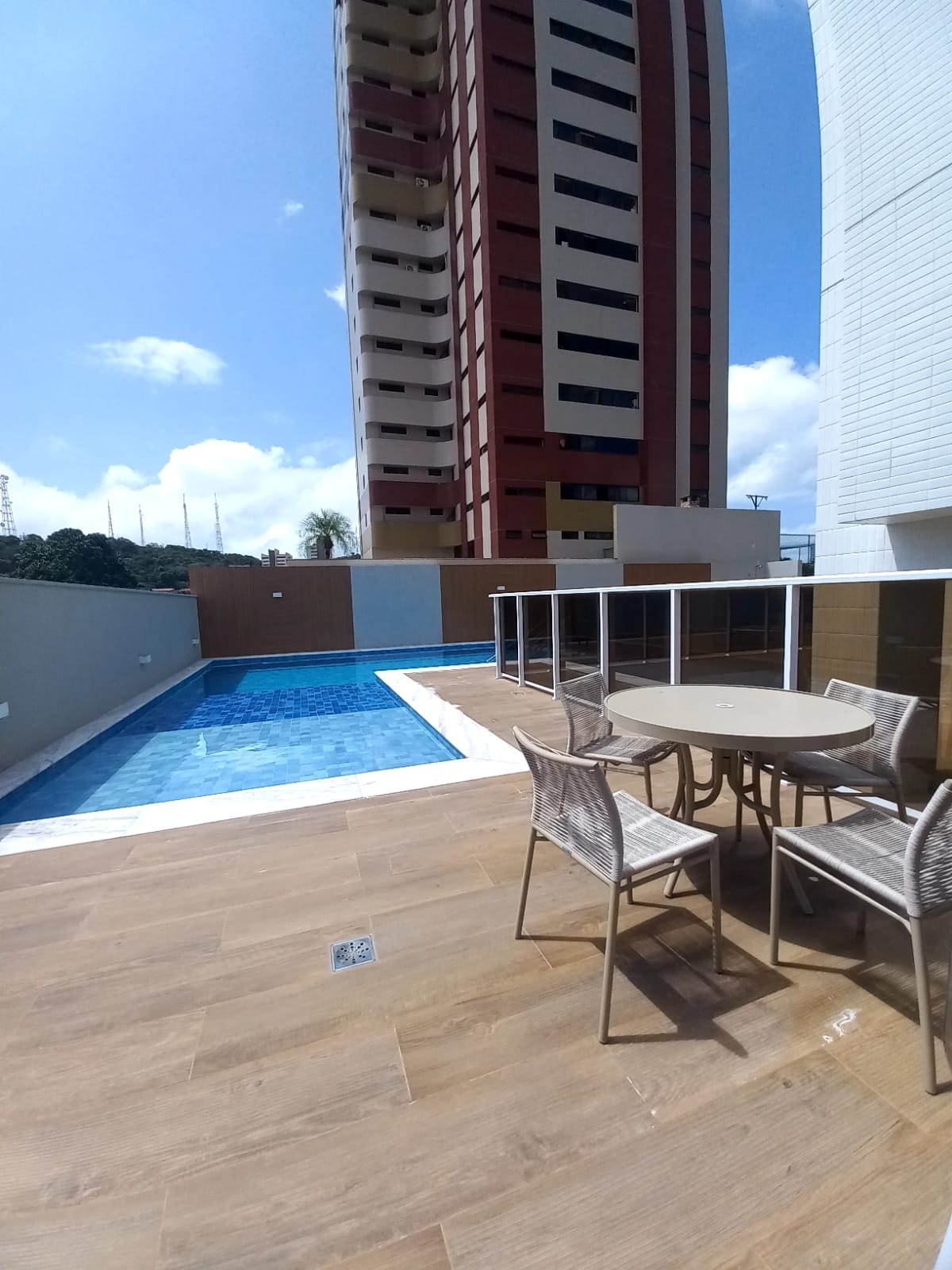 Imagem Apartamento com 3 Quartos à Venda, 145 m²em Tirol - Natal