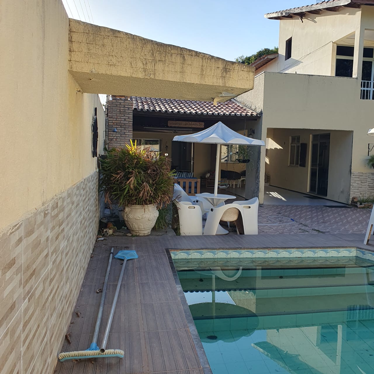 Imagem Casa com 3 Quartos à Venda, 762 m² em Sapiranga-Coité - Fortaleza Imagem Casa com 3 Quartos à Venda, 762 m² em Sapiranga-Coité - Fortaleza
