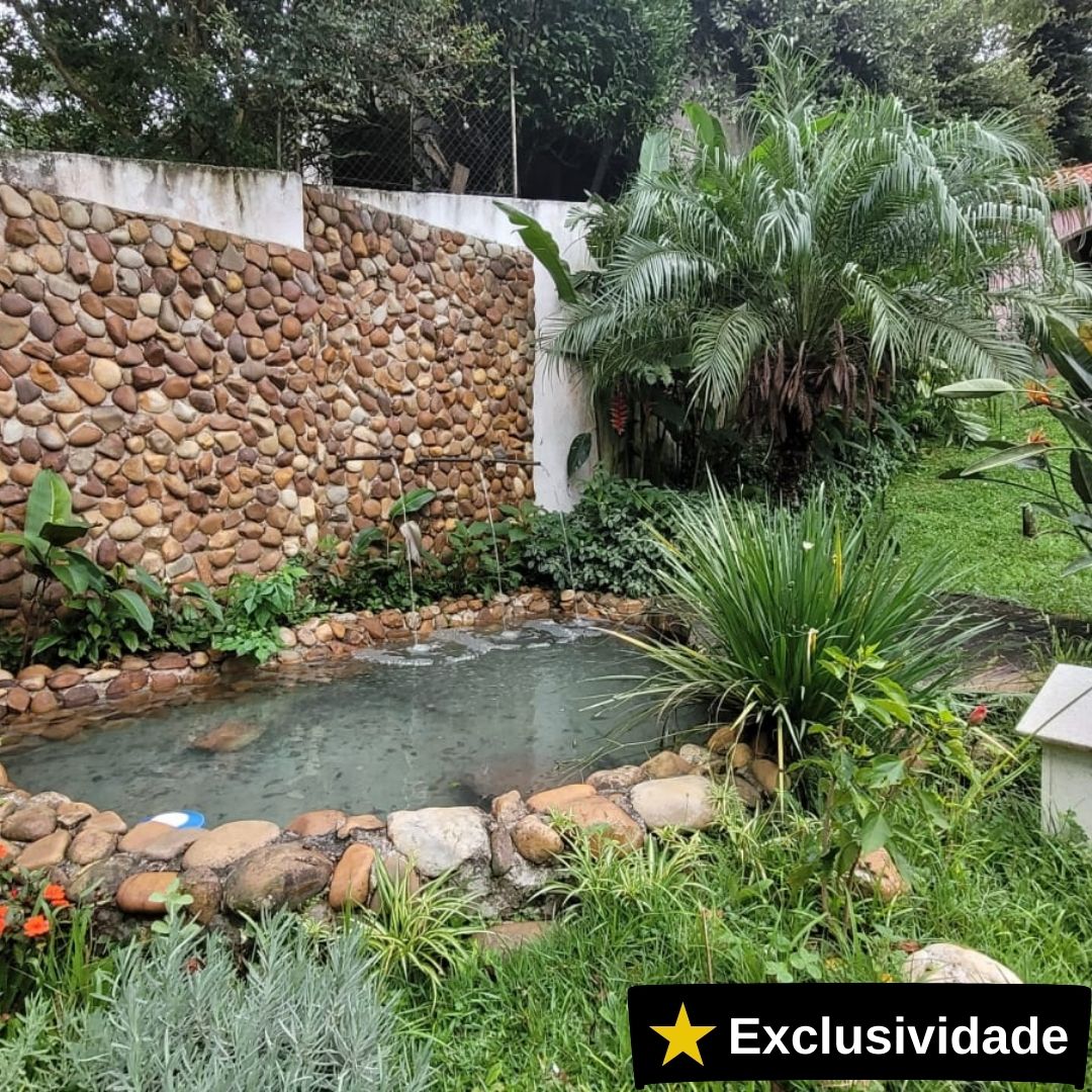 Casa com 4 Quartos à Venda, 339 m²em Vale do Sol - Embu das Artes