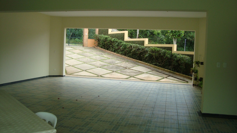 Imagem Sobrado com 4 Quartos à Venda, 418 m² em Condomínio Flamboyant-B - Atibaia