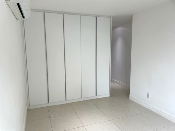 Imagem Apartamento com 3 Quartos à Venda,  em Recreio dos Bandeirantes - Rio de Janeiro