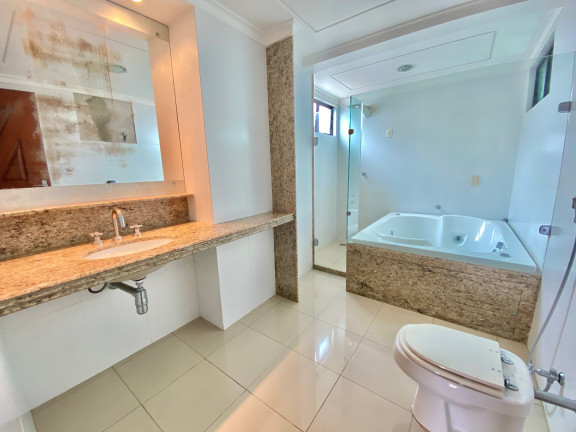Apartamento com 4 Quartos à Venda, 370 m² em Lagoa Nova - Natal